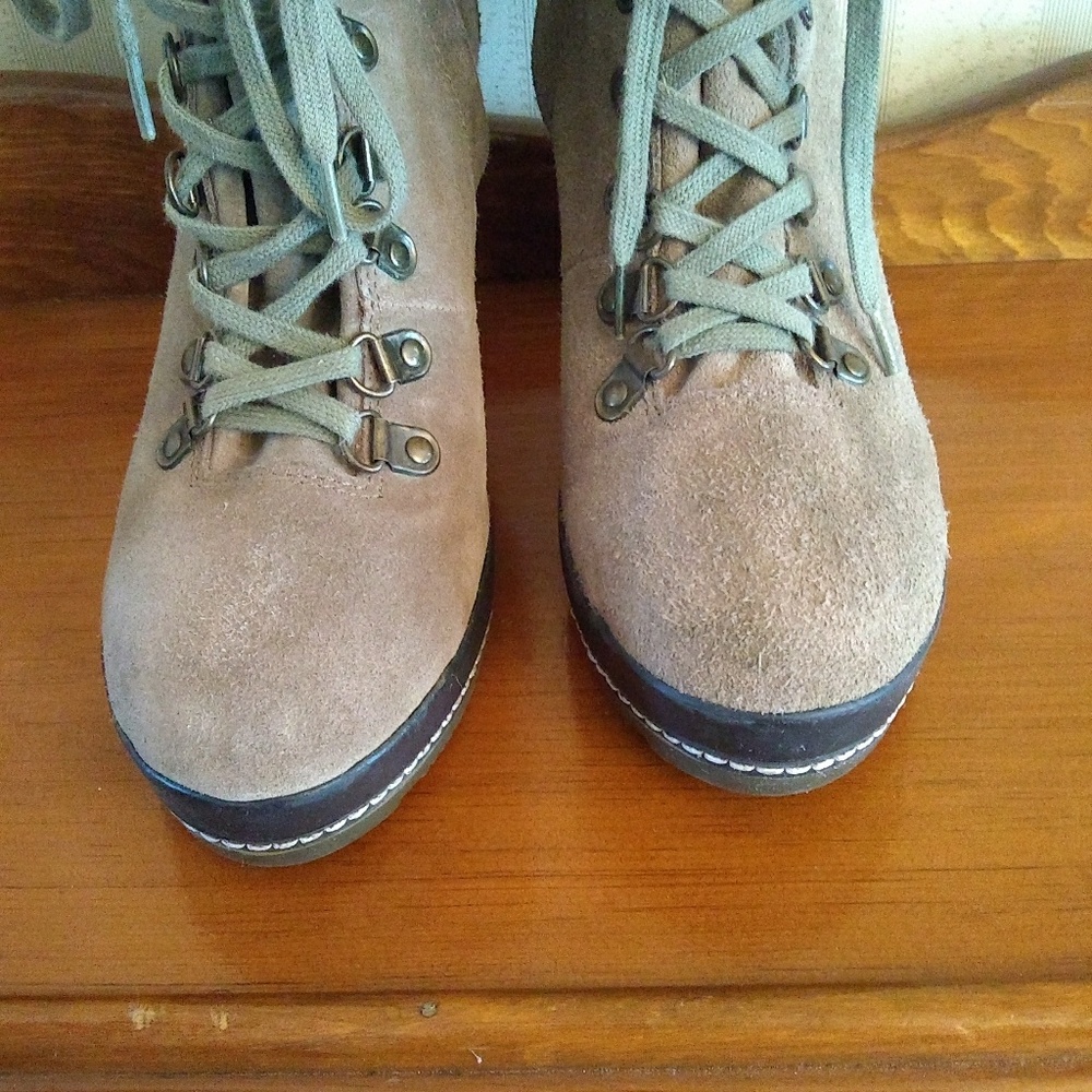 Kelsi Dagger Sand 'Rane' Bootie - Picture 6 of 8